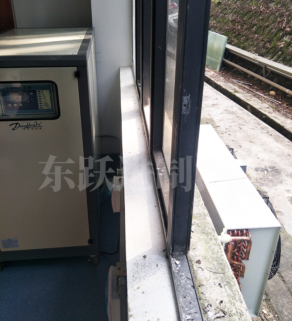 實驗室冷水機(jī) 實驗室冷水機(jī)